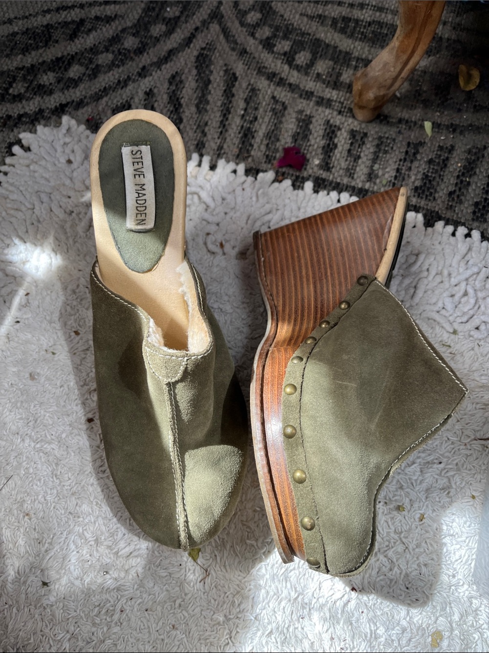Steve Madden Olive Green Suede Wooden Wedge Mules